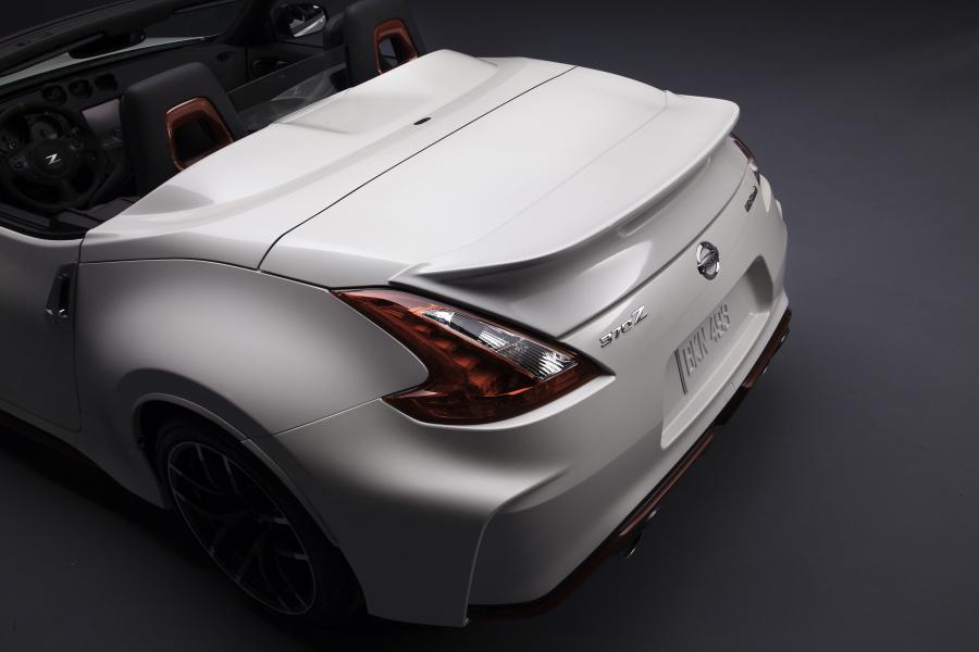 Детали экстерьера Nissan 370Z Nismo Roadster Concept (Z34) 2015 года  (фото 5 из 21)